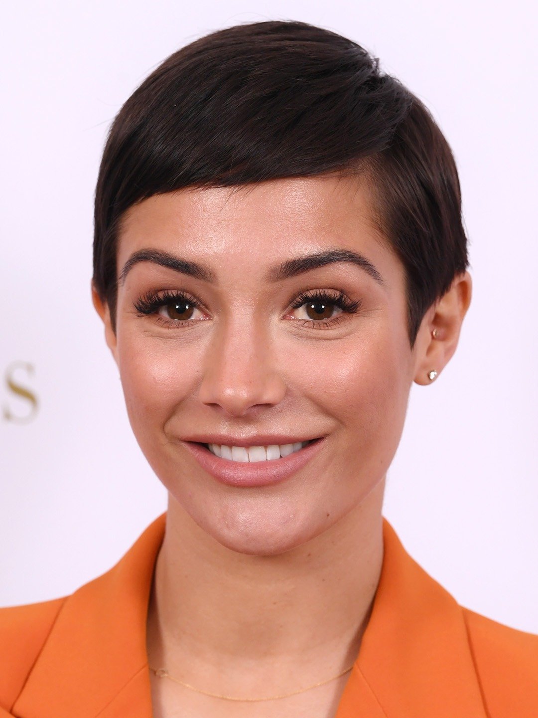 How tall is Frankie Bridge?